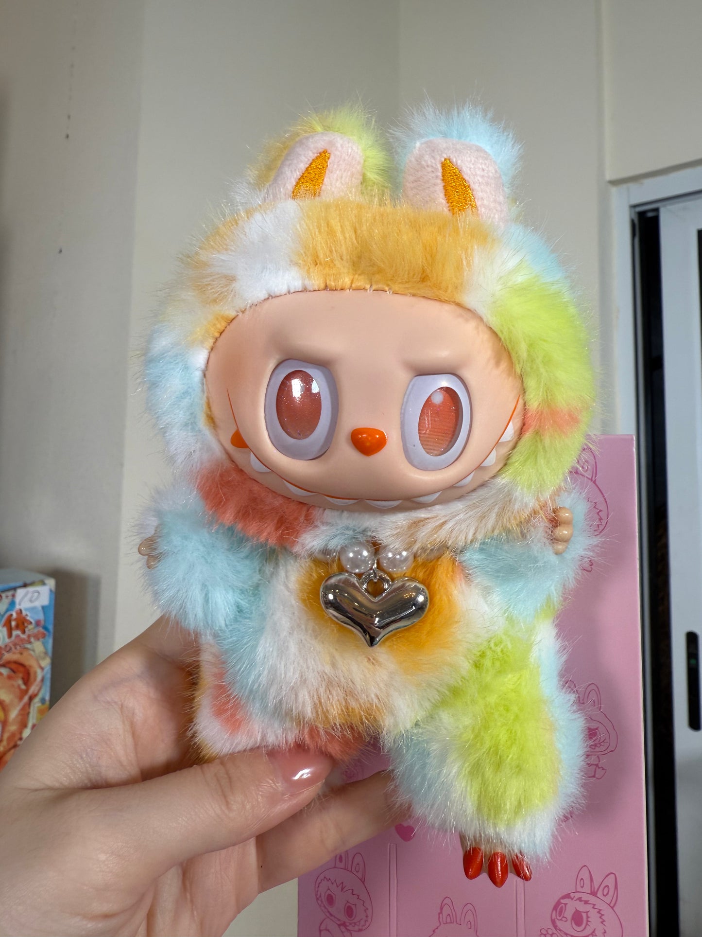 Labubu customs new color